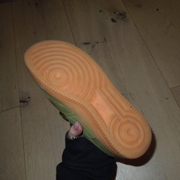 RARE Nike Air Force 1 '07 in stunning olive green canvas - Picture 5 of 5